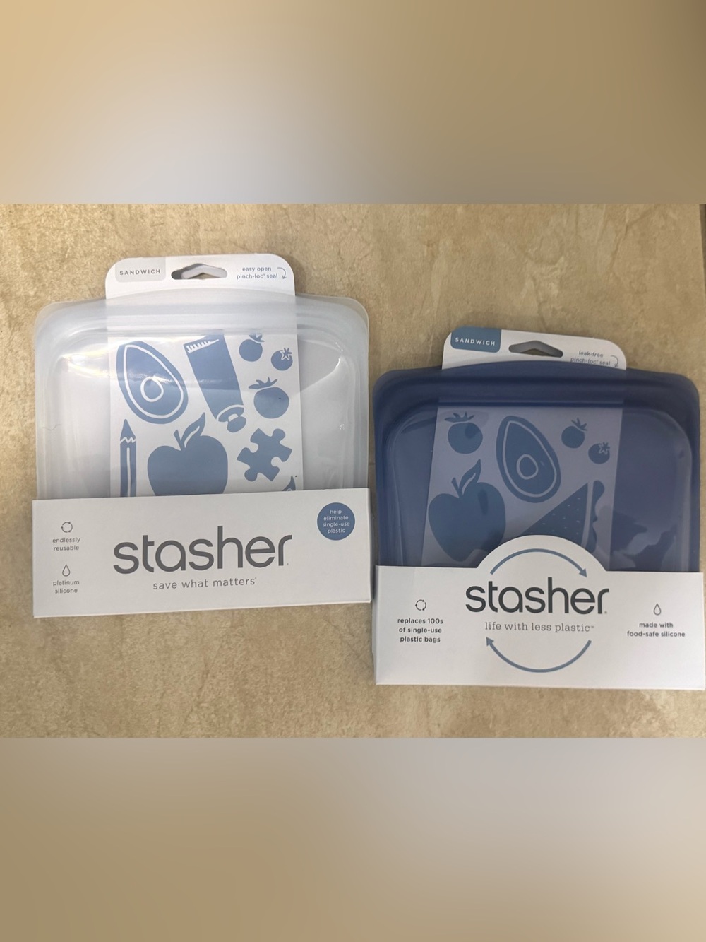 Stasher™ Stand Up 1/2 Gallon, 2 Cup Bowl, 2 sandwich, 1 snack & 2 Pocket Size - Picture 6 of 8